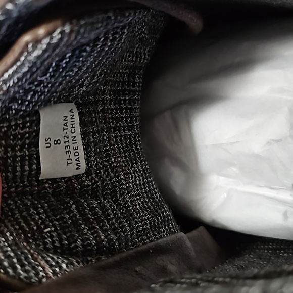 NIB Boathouse Men's BLACKWELL OLLIE Tan / Bronze Boots Size 8 - Picture 6 of 8